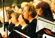 The Corale Quadriclavio, together with the Cappella Musicale di Santa Maria dei Servi, in the Ferrara dome